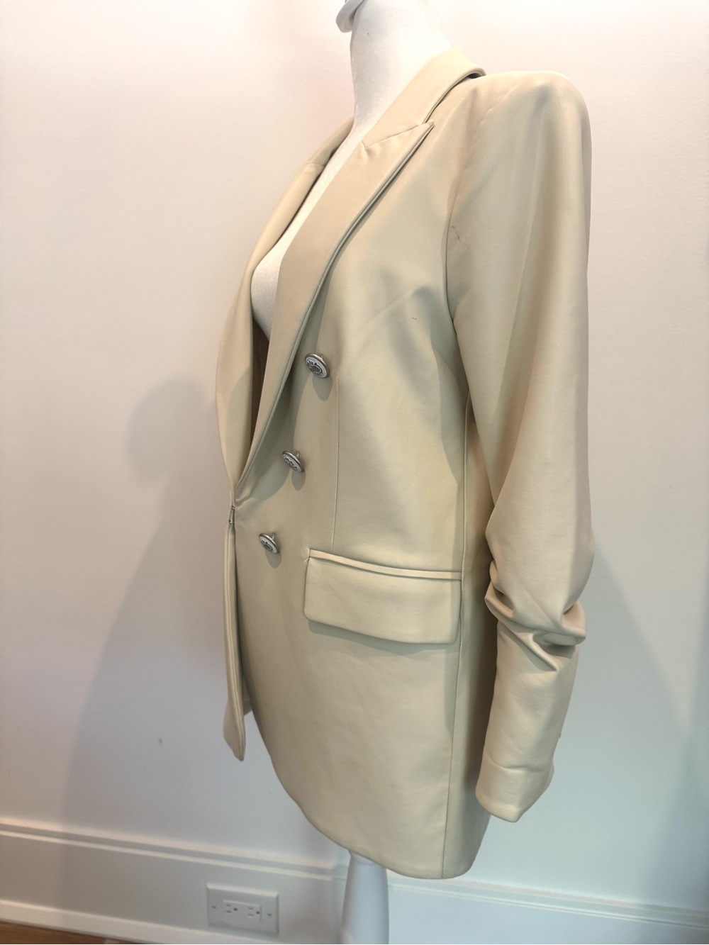 Veronica Beard Cream Double-Breasted Faux Leather Blazer - Picture 3 of 8